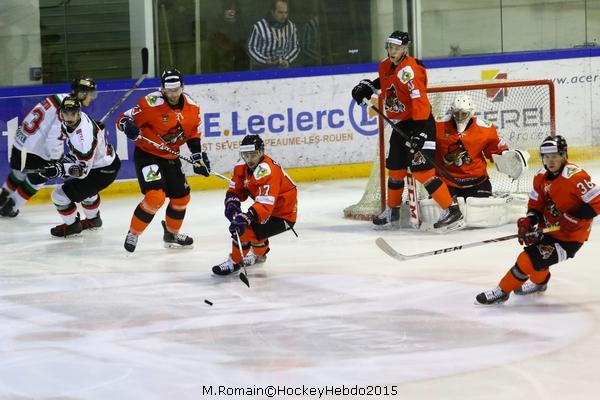 Photo hockey Europe : Continental Cup - CHL - Europe : Continental Cup - CHL : Rouen (Les Dragons) - Continental Cup J2 Match 3 : Au bout du suspense 