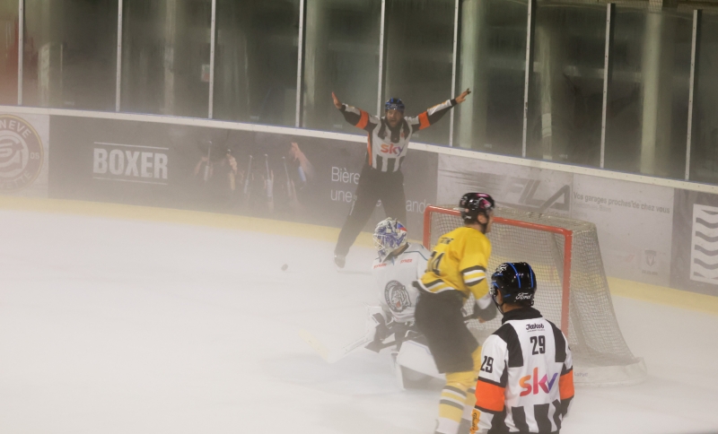 Photo hockey Hockey en Europe -  : Ajoie vs Liberec - Liberec termine dans la brume