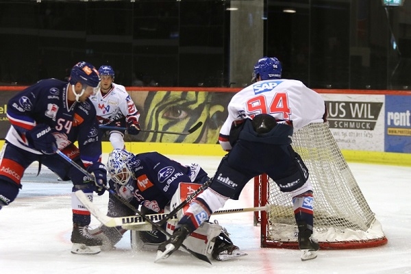 Photo hockey Hockey en Europe -  : Zrich vs Mannheim - Weltklasse Eishockey 2019: Mannheim tue le Z