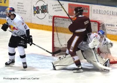 Photo hockey Hockey en Europe - Hockey en Europe - Hockeyades, Munich corrige Genve