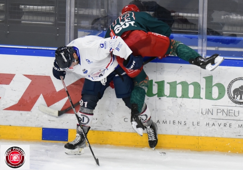 Photo hockey Hockey en France -  : Cergy-Pontoise vs Angers  - Prpa : Les Jokers et les Ducs jouent le jeu jusquau bout