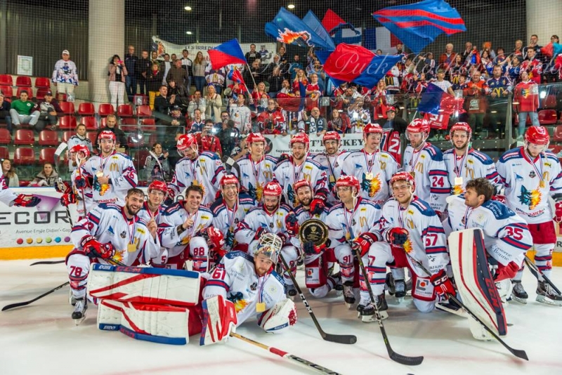 Photo hockey Hockey en France -  : Gap  vs Grenoble  - Coups pour coups