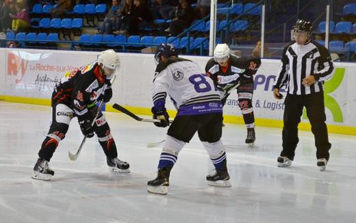 Photo hockey Hockey en France -  : La Roche-sur-Yon vs Nantes - Amical : Rentre des classes difficile pour les Yonnais