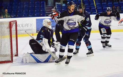 Photo hockey Hockey en France -  : Nantes vs Tours  - Les Remparts nont pas pu rsister