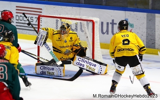 Photo hockey Hockey en France -  : Rouen vs Cergy-Pontoise - Reprise en fanfare pour les Dragons 