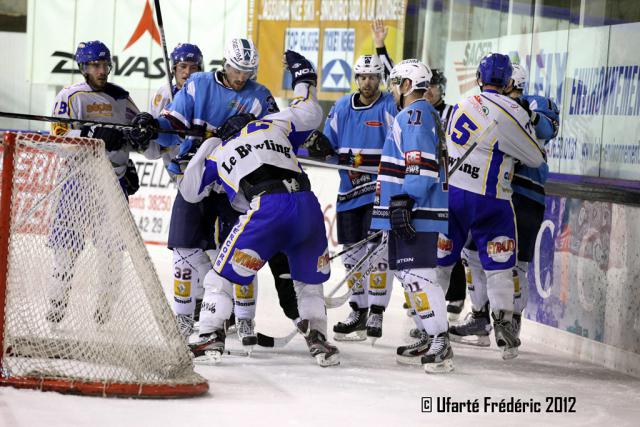 Photo hockey Hockey en France - Hockey en France - Le premier derby pour Grenoble