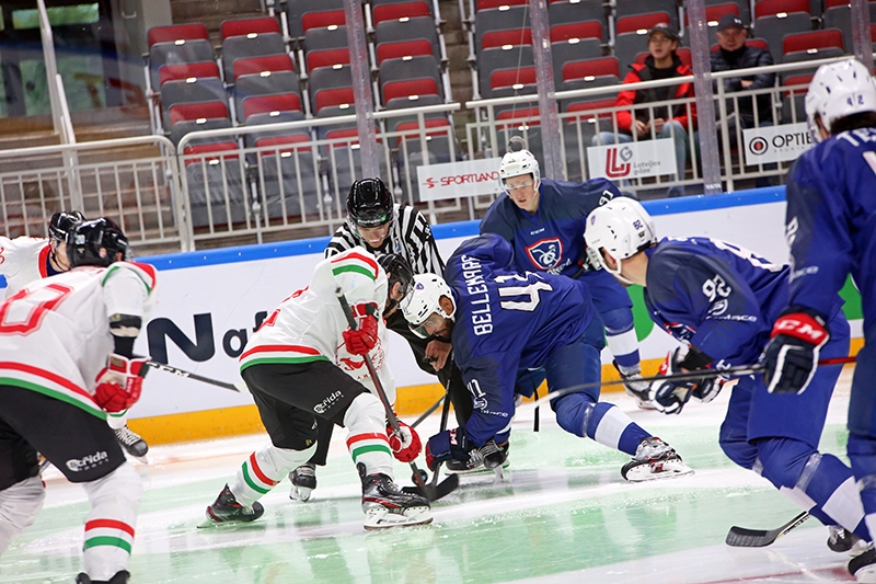 Photo hockey Jeux olympiques -  : France (FRA) vs Hongrie (HUN) - TQO: La France renverse les Hongrois en ouverture