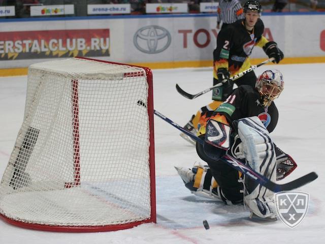 Photo hockey KHL - Kontinental Hockey League - KHL - Kontinental Hockey League - KHL : Cherepovets joue au yo-yo