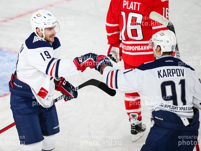 Photo hockey KHL - Kontinental Hockey League - KHL - Kontinental Hockey League - KHL : Derby serr et cl