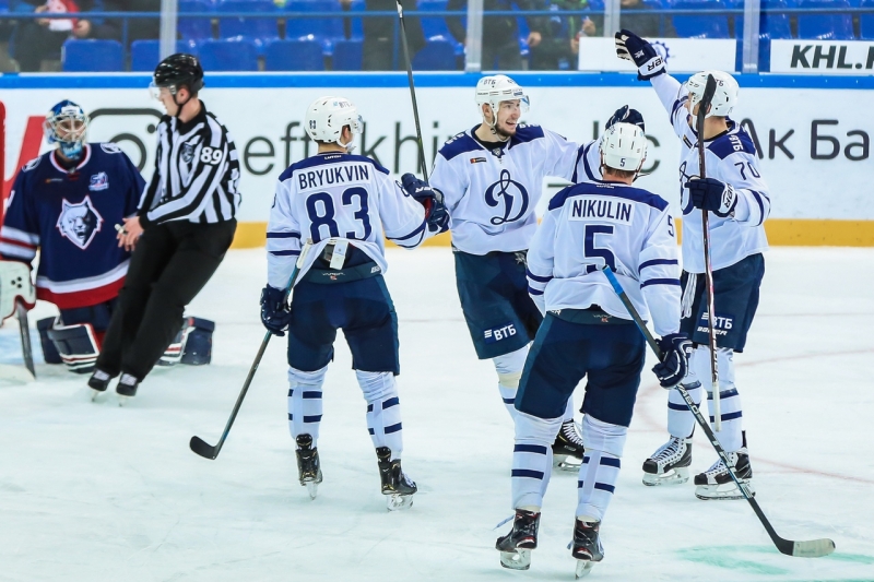 Photo hockey KHL - Kontinental Hockey League - KHL - Kontinental Hockey League - KHL : Enchaner