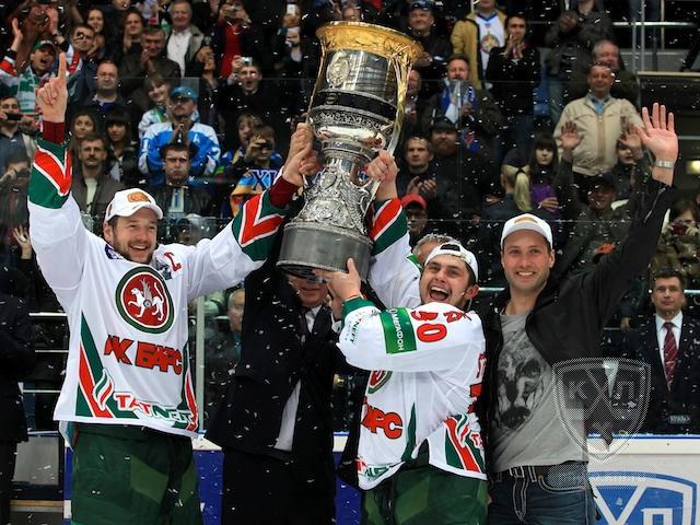 Photo hockey KHL - Kontinental Hockey League - KHL - Kontinental Hockey League - KHL : La passe de deux