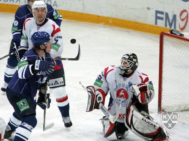 Photo hockey KHL - Kontinental Hockey League - KHL - Kontinental Hockey League - KHL : Le Torpedo ralentit