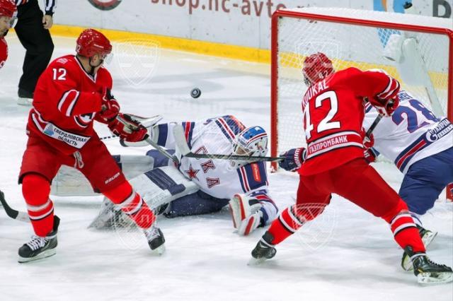 Photo hockey KHL - Kontinental Hockey League - KHL - Kontinental Hockey League - KHL : Roulez bolide