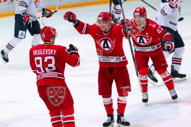 Photo hockey KHL - Kontinental Hockey League - KHL - Kontinental Hockey League - KHL : Un peu de rpit