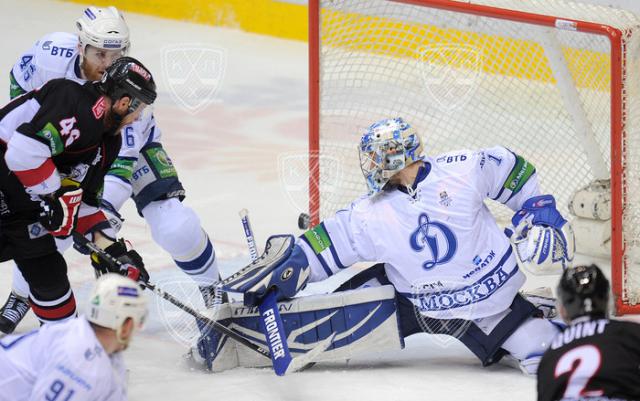 Photo hockey KHL - Kontinental Hockey League - KHL - Kontinental Hockey League - Le Dynamo reste dans le cosmos