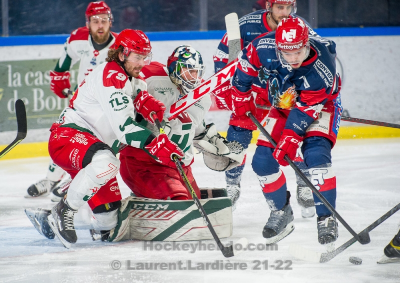 Photo hockey Ligue Magnus - Ligue Magnus - 1/2 finale match 1 : Grenoble  vs Cergy-Pontoise - Grenoble pas si facile!