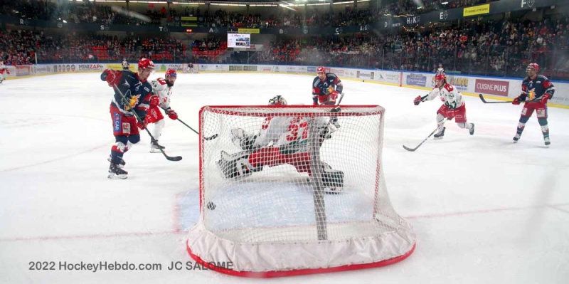 Photo hockey Ligue Magnus - Ligue Magnus - 1/2 finale match 1 : Grenoble  vs Cergy-Pontoise - Grenoble pas si facile!