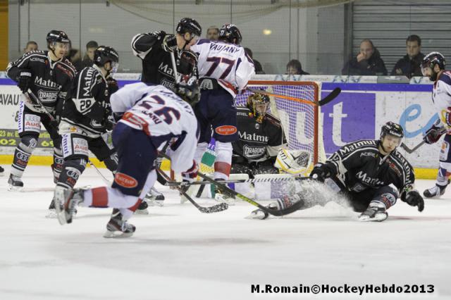 Photo hockey Ligue Magnus - Ligue Magnus : 12me journe : Rouen vs Grenoble  - Rouen au forceps.