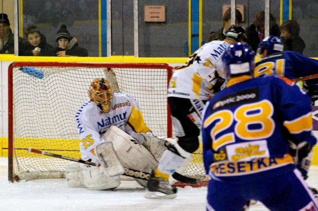 Photo hockey Ligue Magnus - Ligue Magnus : 14me journe : Dijon  vs Rouen - Dur combat