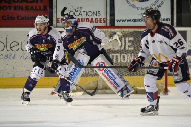 Photo hockey Ligue Magnus - Ligue Magnus : 14me journe : Epinal  vs Grenoble  - Les Dauphins noient Grenoble