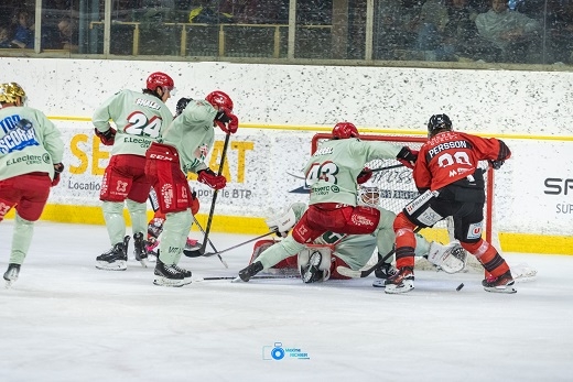 Photo hockey Ligue Magnus - Ligue Magnus : 15me journe : Chamonix  vs Cergy-Pontoise - Les Jokers ont le sourire !
