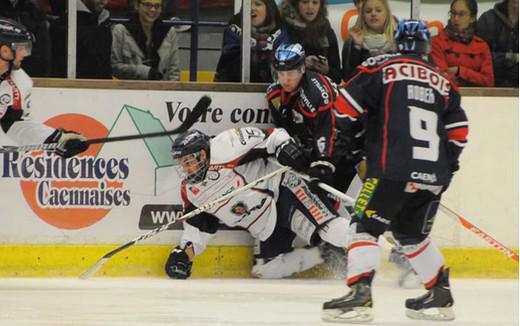 Photo hockey Ligue Magnus - Ligue Magnus : 1re journe : Caen  vs Angers  - Ralisme angevin