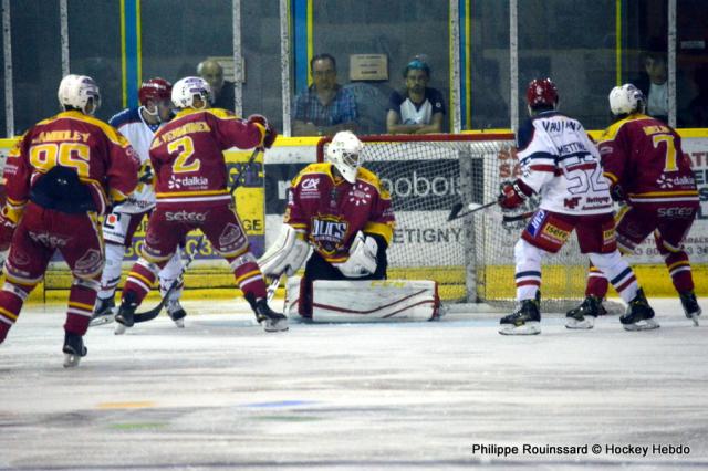 Photo hockey Ligue Magnus - Ligue Magnus : 1re journe : Dijon  vs Grenoble  - Rien ne sert de courir il faut partir  point