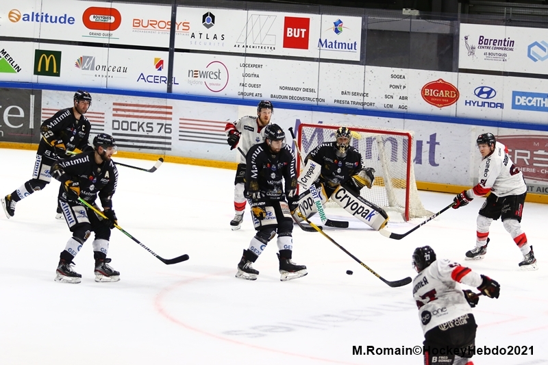 Photo hockey Ligue Magnus - Ligue Magnus : 1re journe : Rouen vs Bordeaux - Les dragons crient victoire !