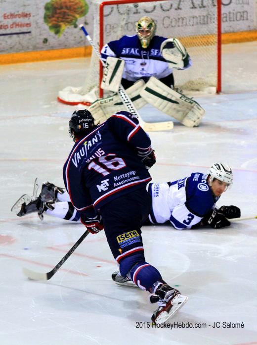 Photo hockey Ligue Magnus - Ligue Magnus : 20me journe : Grenoble  vs Gap  - Grenoble crase le champion de France en titre