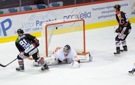 Photo hockey Ligue Magnus - Ligue Magnus : 22me journe : Amiens  vs Epinal  - pinal ne gagne toujours pas son 1er match au Coliseum