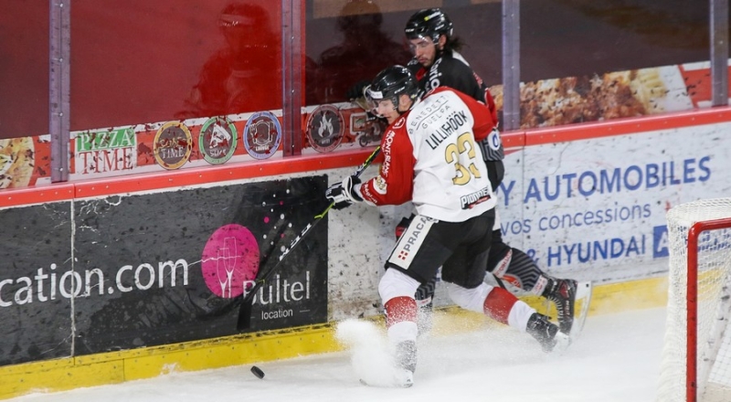 Photo hockey Ligue Magnus - Ligue Magnus : 24me journe : Amiens  vs Chamonix  - Amiens sen sort bien