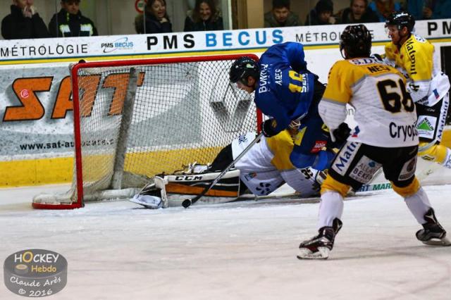 Photo hockey Ligue Magnus - Ligue Magnus : 25me journe : Chamonix  vs Rouen - Le Dragon dun souffle