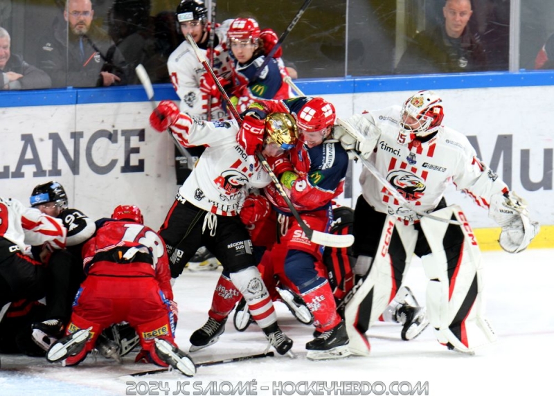 Photo hockey Ligue Magnus - Ligue Magnus : 25me journe : Grenoble  vs Nice - Grenoble enchane face  Nice