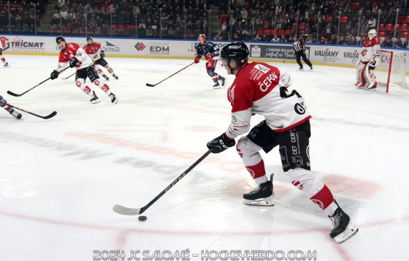 Photo hockey Ligue Magnus - Ligue Magnus : 28me journe : Grenoble  vs Amiens  - Grenoble gagne un match de bouchers