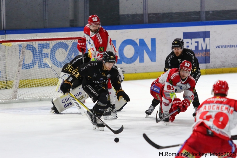 Photo hockey Ligue Magnus - Ligue Magnus : 32me journe : Rouen vs Grenoble  - Grenoble simpose en leader.