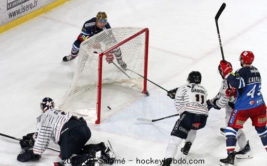 Photo hockey Ligue Magnus - Ligue Magnus : 34me journe : Grenoble  vs Angers  - Grenoble-Angers: un avant got de finale(s)!