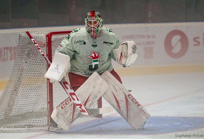 Photo hockey Ligue Magnus - Ligue Magnus : 34me journe : Nice vs Cergy-Pontoise - Welsh voit triple !