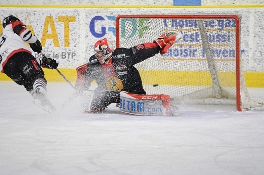 Photo hockey Ligue Magnus - Ligue Magnus : 39me journe : Chamonix  vs Bordeaux - Les Boxers lemportent au bout du suspense