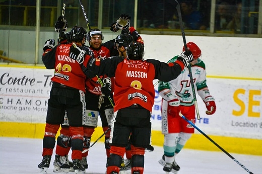 Photo hockey Ligue Magnus - Ligue Magnus : 40me journe : Chamonix  vs Anglet - Les Pionniers gardent le sourire