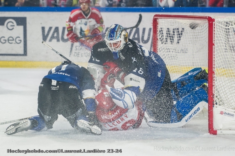 Photo hockey Ligue Magnus - Ligue Magnus : 4me journe : Grenoble  vs Gap  - Grenoble enfonce Gap 