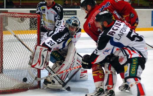 Photo hockey Ligue Magnus - Ligue Magnus : 4me journe : Morzine-Avoriaz vs Caen  - Les Pingouins ont galr