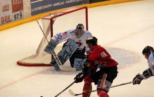 Photo hockey Ligue Magnus - Ligue Magnus : 8me journe : Morzine-Avoriaz vs Angers  - Angers a jou avec le feu