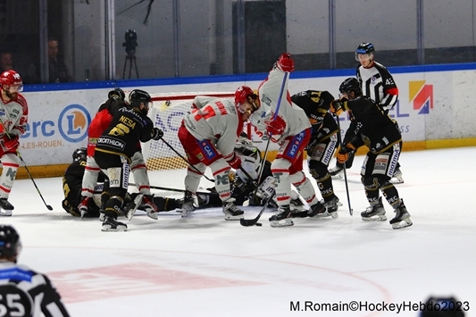 Photo hockey Ligue Magnus - Ligue Magnus - finale match 3 : Rouen vs Grenoble  - LM : Le dragon crache de nouveau des flammes