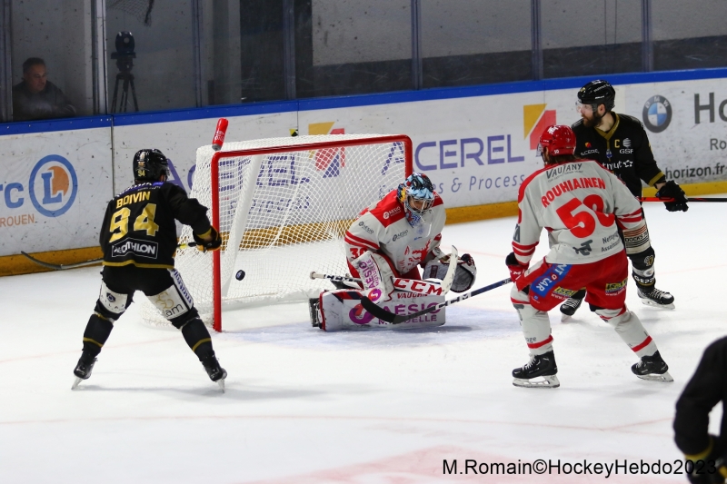 Photo hockey Ligue Magnus - Ligue Magnus - finale match 3 : Rouen vs Grenoble  - LM : Le dragon crache de nouveau des flammes