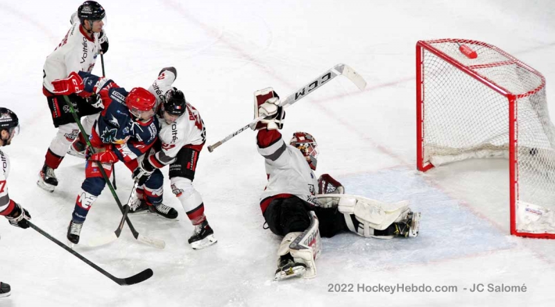 Photo hockey Ligue Magnus - Ligue Magnus - Quart de finale match 1 : Grenoble  vs Bordeaux - Et de une pour Grenoble ! 