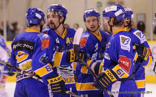 Photo hockey Ligue Magnus - Ligue Magnus, 16me journe : Dijon  vs Gap  - Les Rapaces embrochs sur la lance ducale