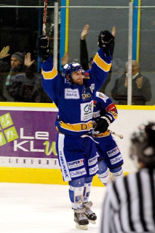 Photo hockey Ligue Magnus - Ligue Magnus: 17me journe : Dijon  vs Amiens  - Au bout de l