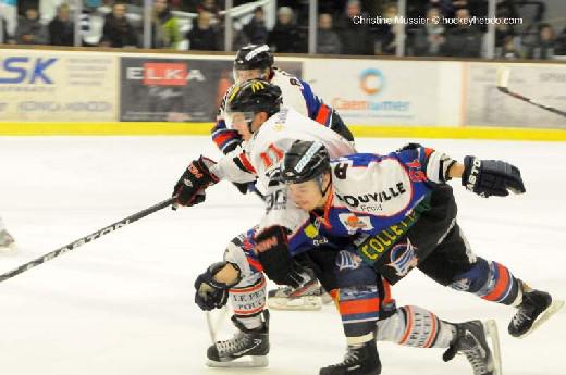 Photo hockey Ligue Magnus - Ligue Magnus, 23me journe : Caen  vs Amiens  - La passe de trois pour Amiens