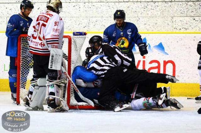 Photo hockey Ligue Magnus - Ligue Magnus, poule de maintien, 8me journe : Chamonix  vs Morzine-Avoriaz - Le Chamois sauve sa peau!