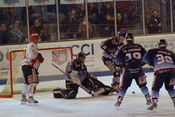 Photo hockey Ligue Magnus - LM - 26me journe : Angers  vs Morzine-Avoriaz - Avalanche de buts au Haras